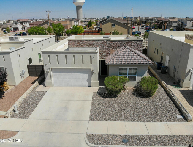Building Photo - 13009 Birds View Cir