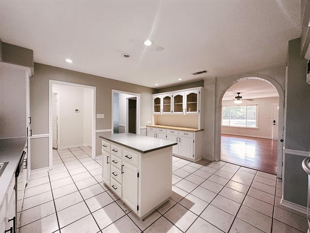 Building Photo - 6616 Crooked Ln