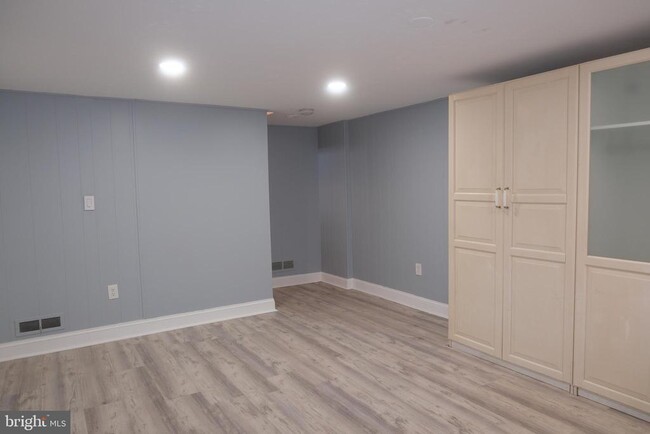 Building Photo - 3 Redgate Ct
