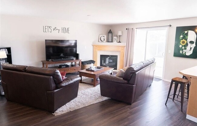 Building Photo - Spacious 4-Bedroom Home with Large Gated Yard Near Cheney & Spokane!