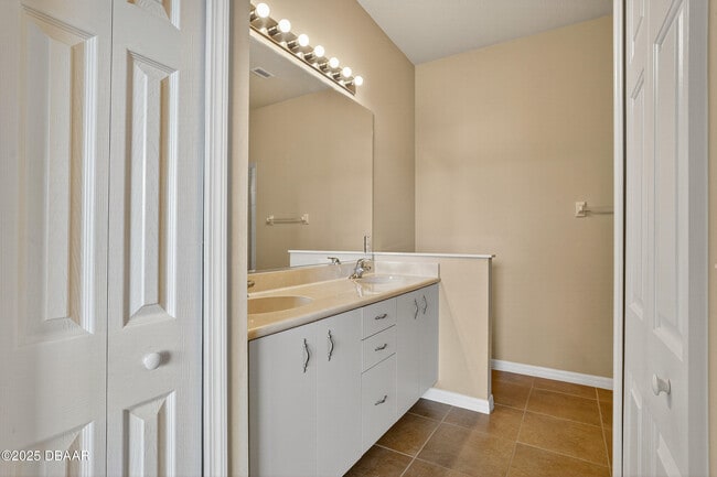 Building Photo - 1312 Hansberry Ln