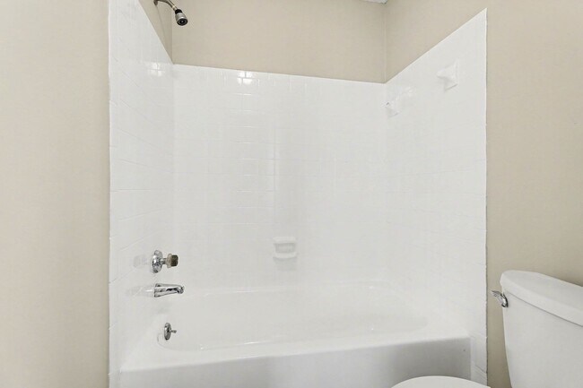 Building Photo - Beautiful Ranch Townhome Available for Rent in Charlotte, NC