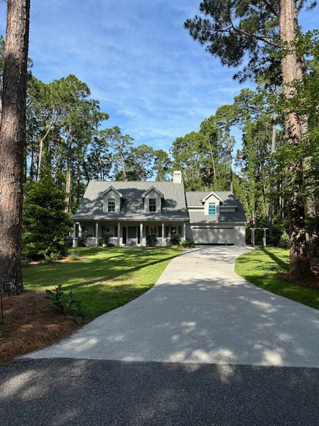 Building Photo - Hilton Head Plantation - 5 Bridle Court