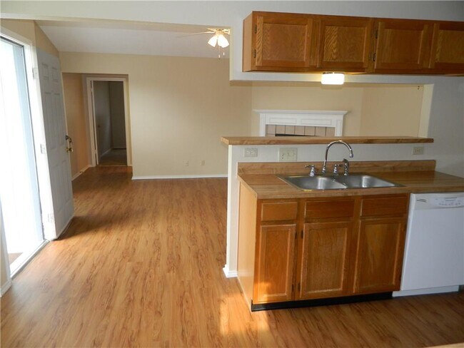 Building Photo - 527 Cutty Trail