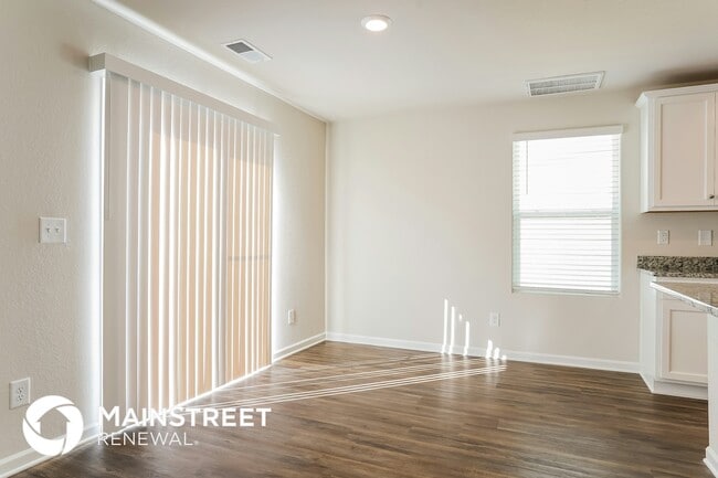 Building Photo - 609 Howling Wind Dr