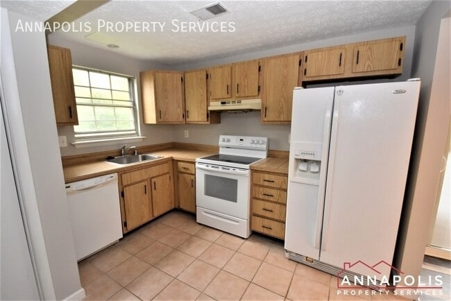 Building Photo - 413 Master Derby Ct