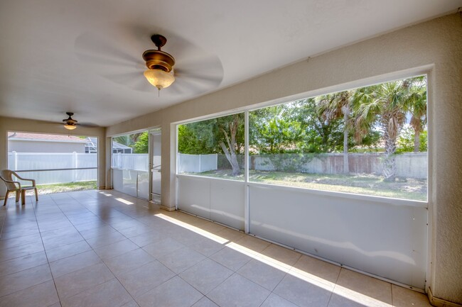 Building Photo - 2462 Nature Pointe Loop