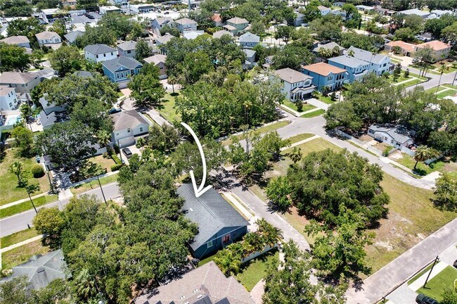 Building Photo - 3628 S Renellie Dr