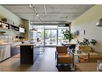 Building Photo - 345 6th Ave N