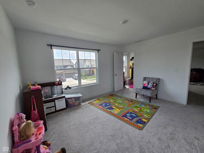 Building Photo - 5128 Summerton St