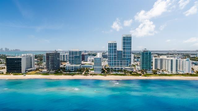 Building Photo - 6801 Collins Ave