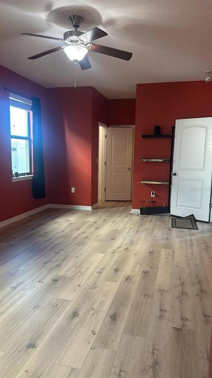 Building Photo - 625 Silverthorn Pl