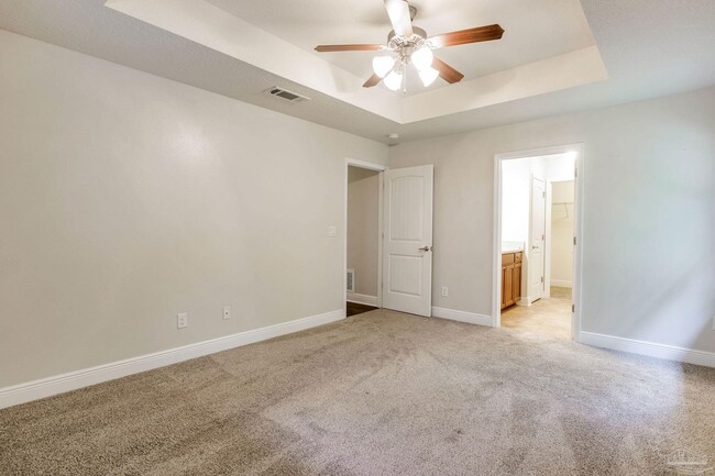 Building Photo - 1482 Towhee Canyon Dr