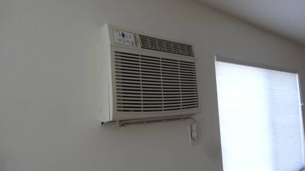 AC Unit - 12030 Rochester Ave