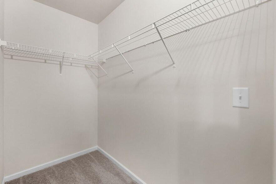 Building Photo - 384 Whitetail Cir