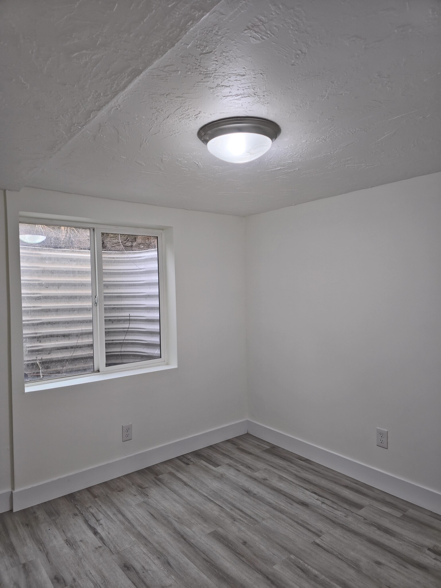 2nd bedroom (to the right of bathroom) - 3723 W Kewanee Dr