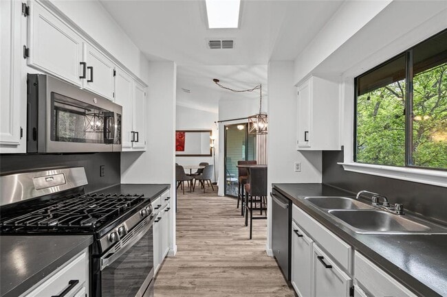 Building Photo - 3507 Wendel Cove