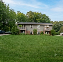 Building Photo - 34122 Vauxhill Dr