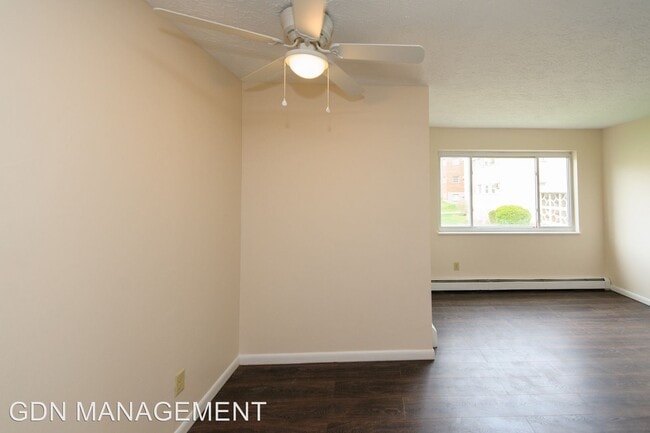 Building Photo - 3294 Camvic Terrace