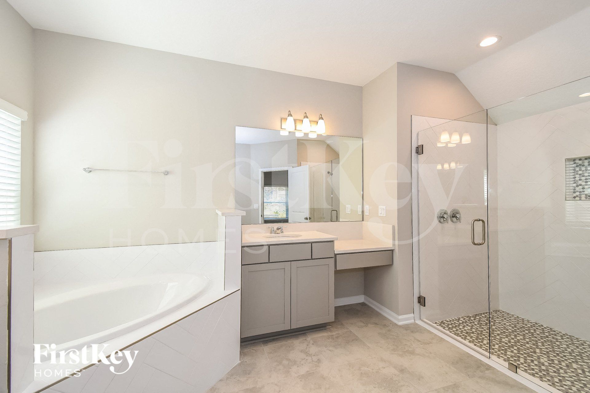 Building Photo - 2721 Copperwood Ave