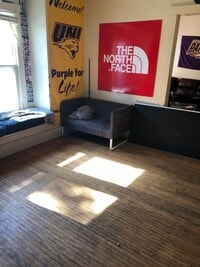 Building Photo - 1929 Olive St