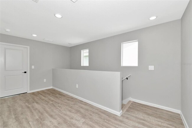 Building Photo - 12416 Cades Bay Cir