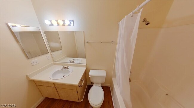 Building Photo - 7885 W Flamingo Rd