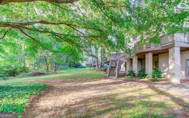 Building Photo - 1018 Pleasance Grove