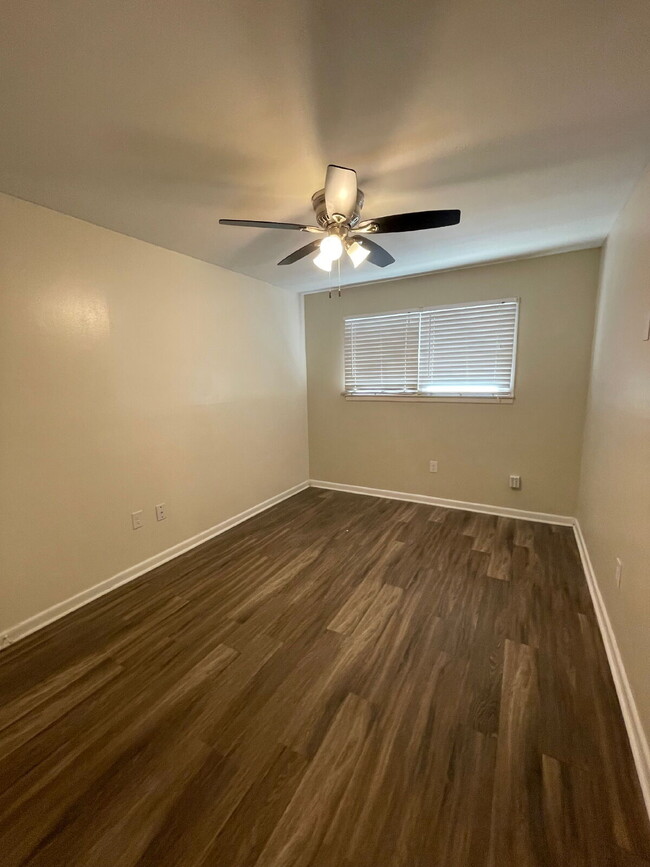 Building Photo - Stunning 3-Bed, 2-Bath Retreat in Lubbock ...