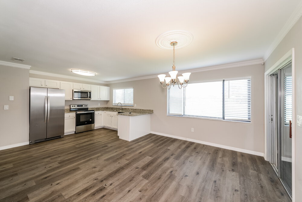Building Photo - 5362 Trekell St