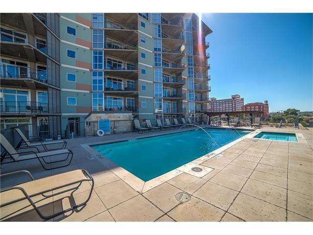 Building Photo - 1001 Belleview St