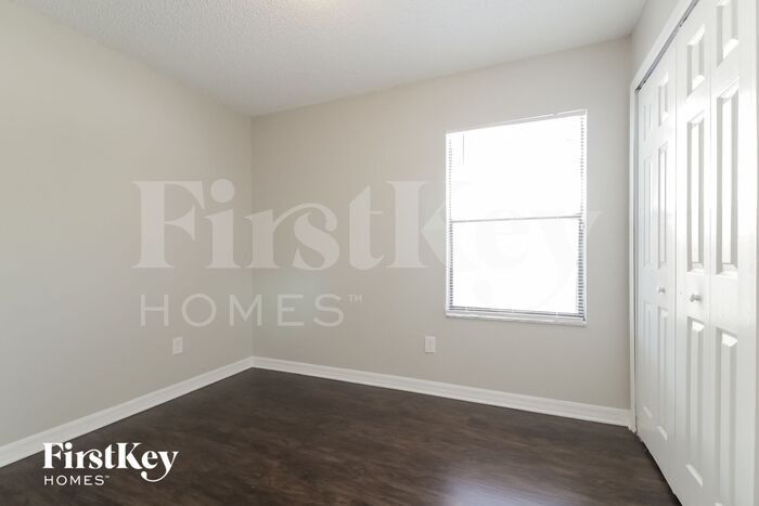 Building Photo - 5418 Britan Dr