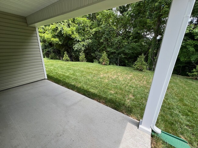 Building Photo - 336 Arrowhead Dr