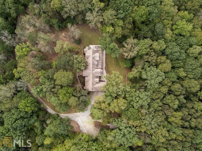 Building Photo - 1325 Mineral Springs Rd