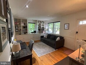 Building Photo - 4411 Edgefield Rd