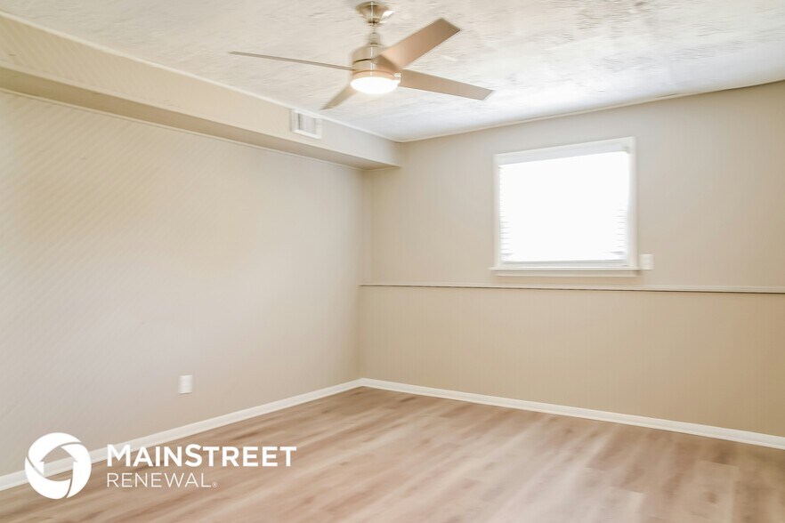 Building Photo - 1577 Pyle Pl