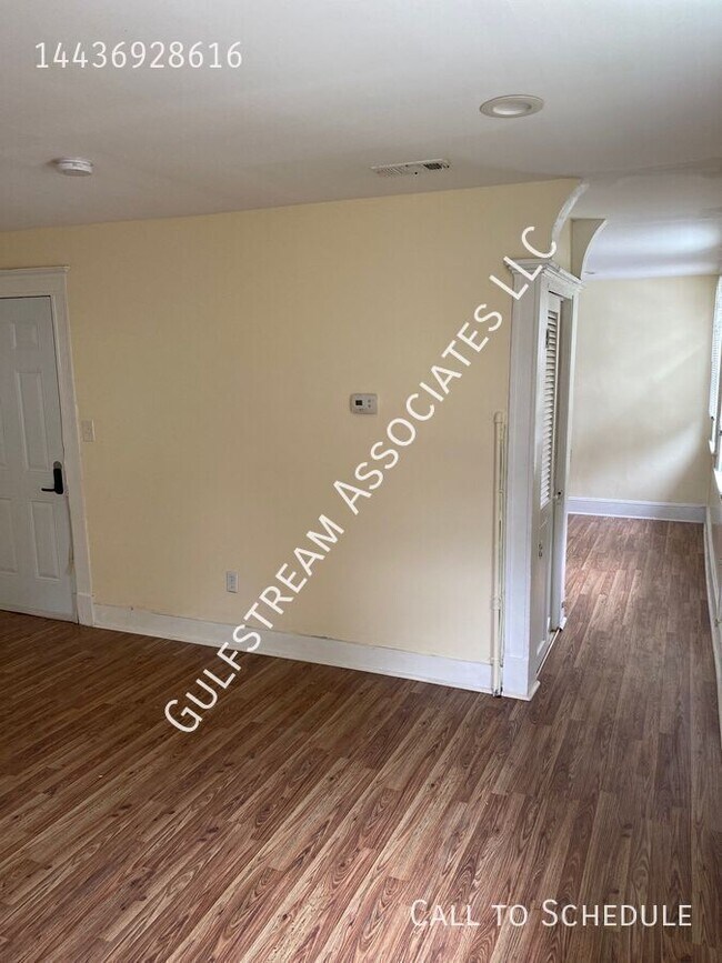 Primary Photo - 3603 W Forest Park Ave