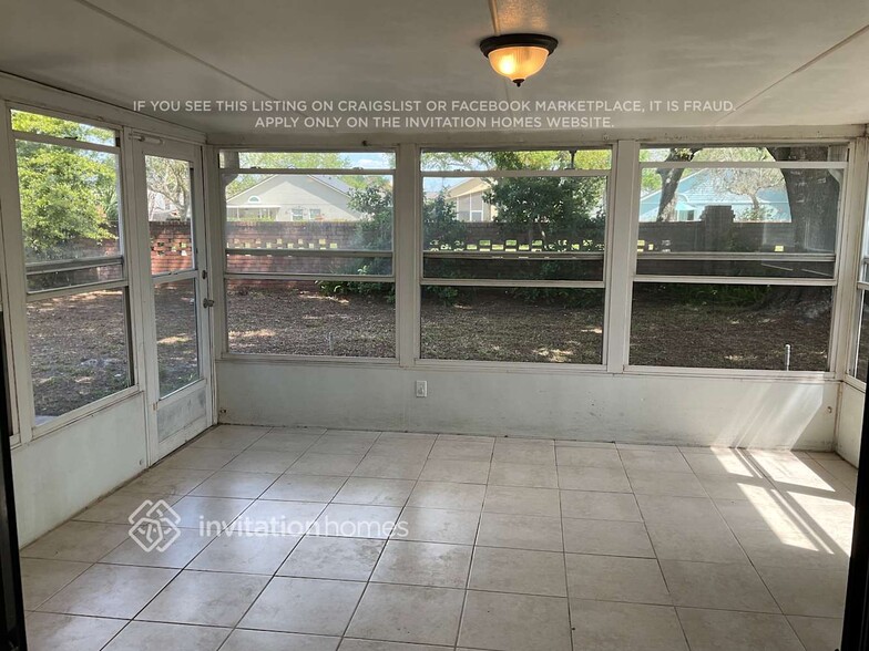 Building Photo - 1122 Shaffer Trail