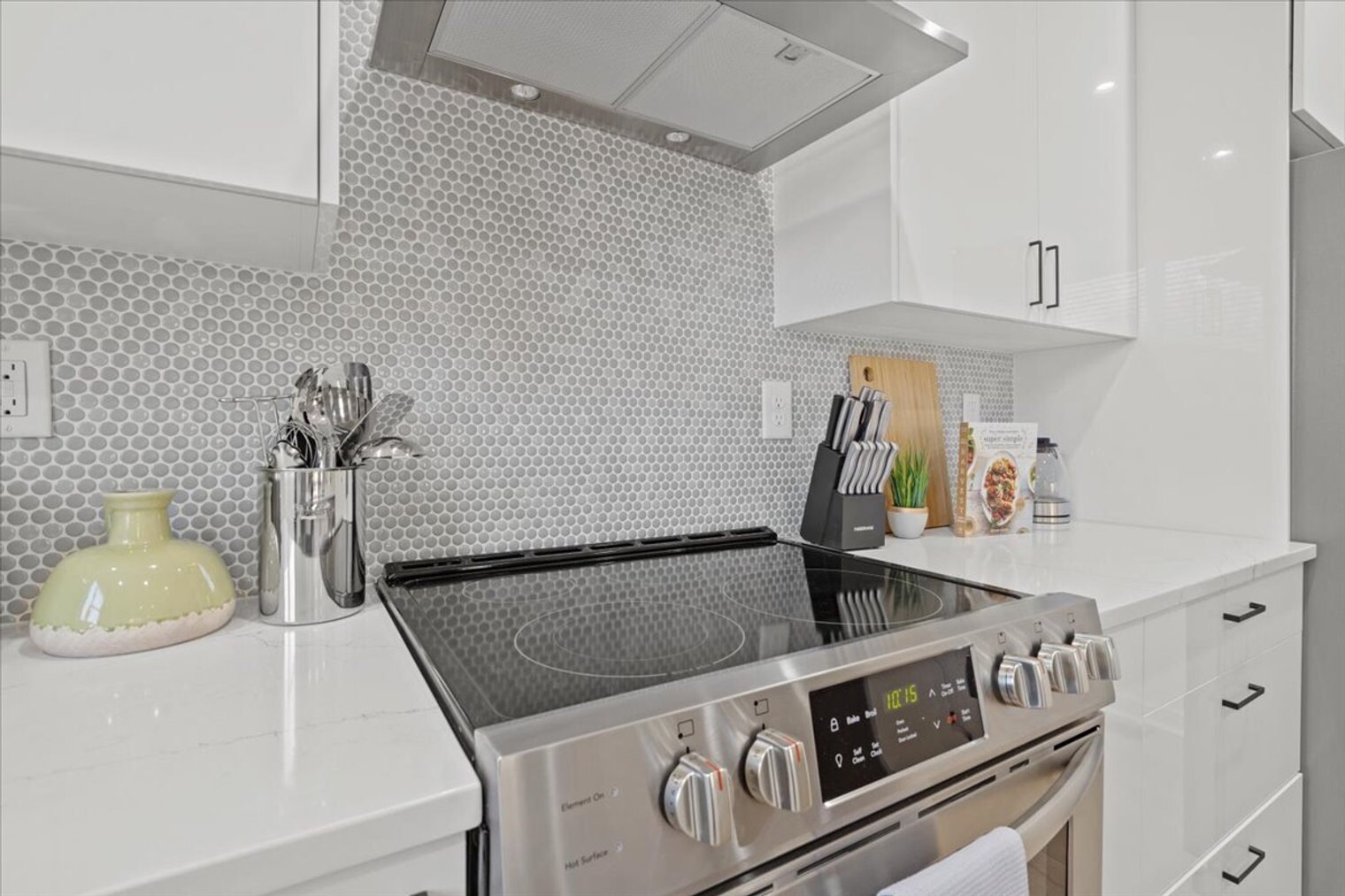 Building Photo - 1111 Dade St