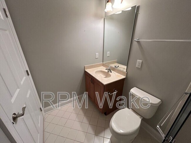 Building Photo - 10411 Rosegate Ct