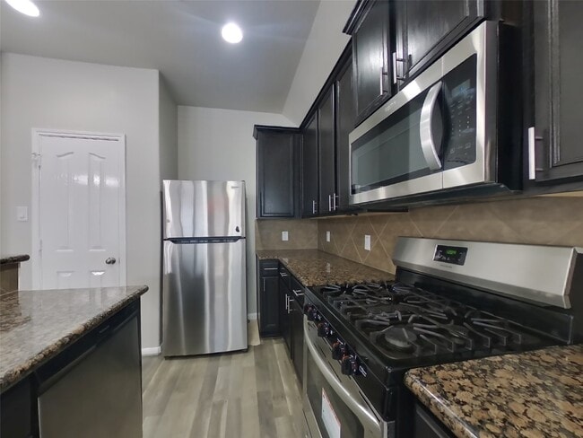 Building Photo - 17103 Amarose Dr
