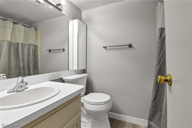 Building Photo - 12900 Lake Ave