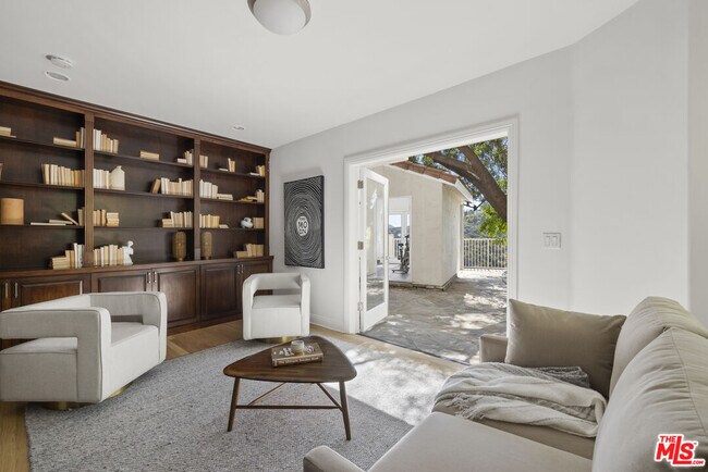 Building Photo - 1939 Stradella Rd