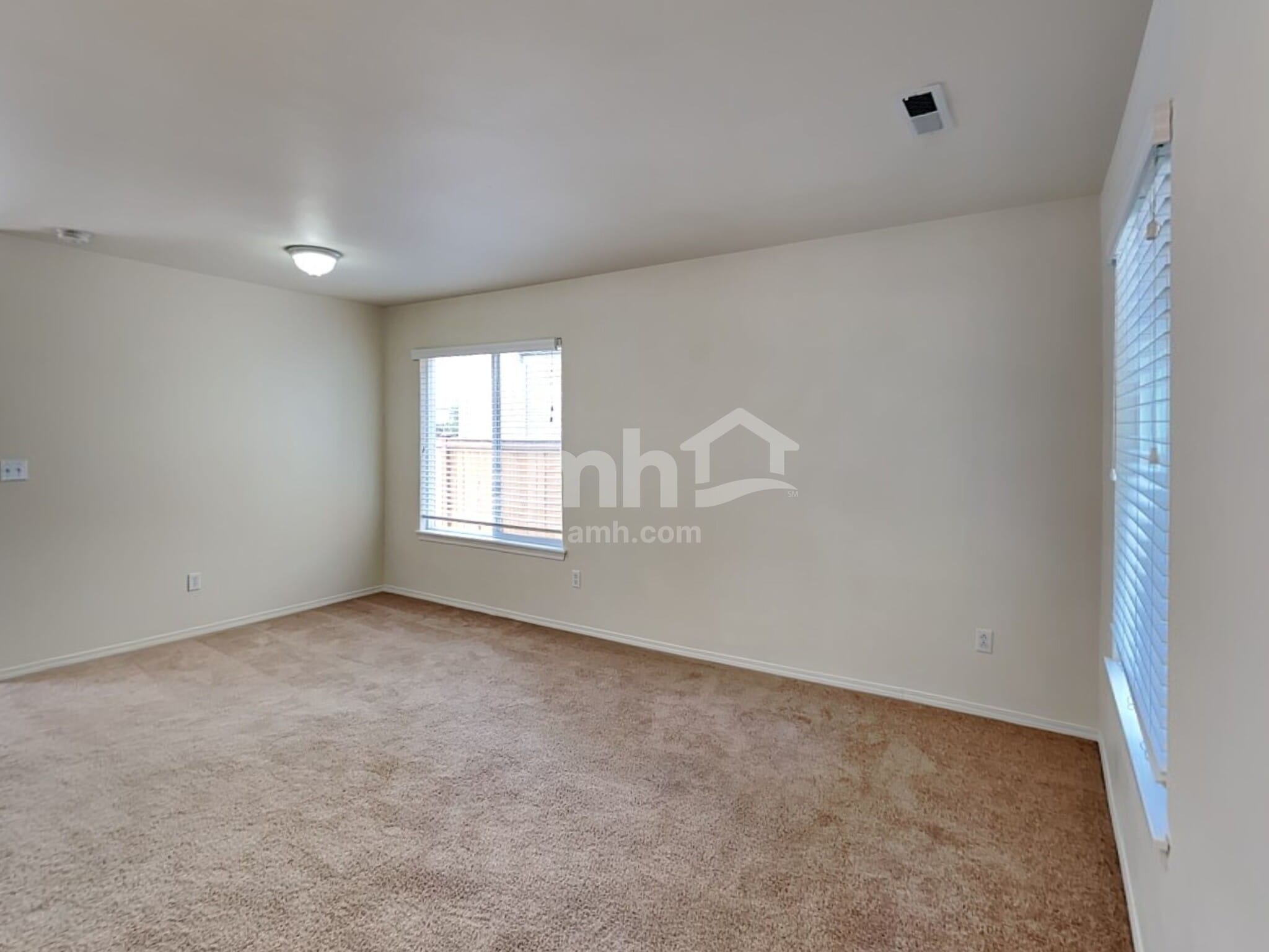 Building Photo - 5008 S Mullen St