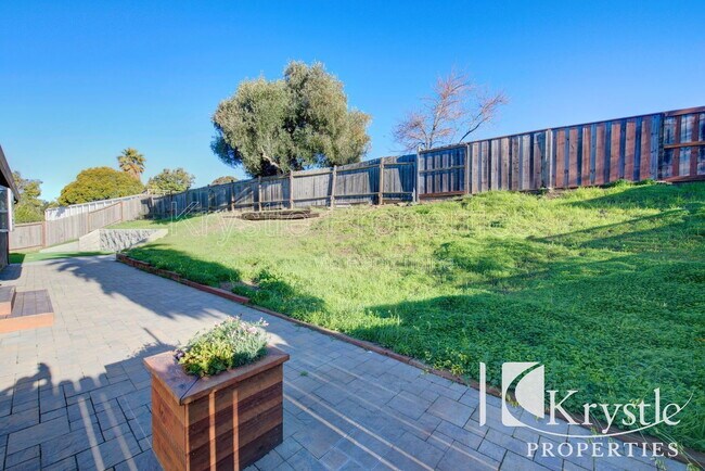 Building Photo - 160 Chapman Ct