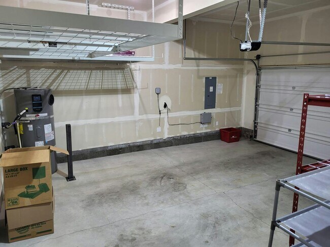 Building Photo - 7356 NW 168th Ave