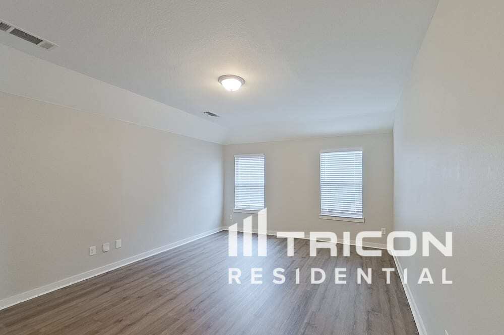 Building Photo - 1569 Ferguson Dr