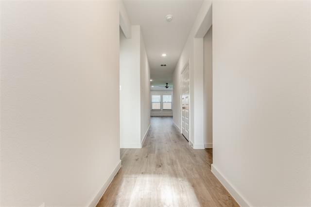 Building Photo - 4908 Pebblewood Dr