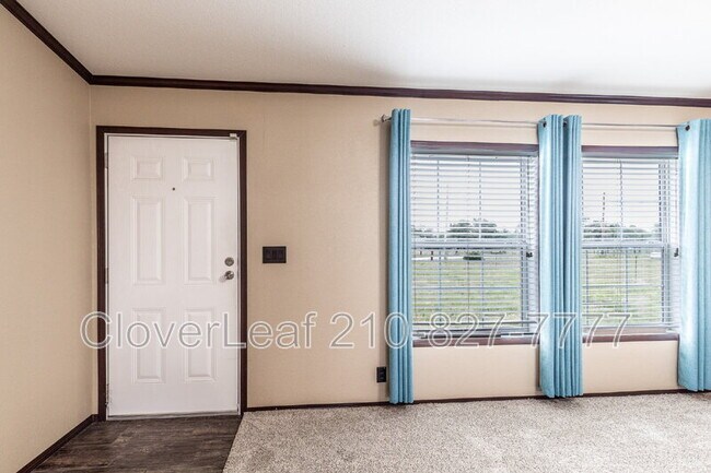 Building Photo - 413 Co Rd 6812