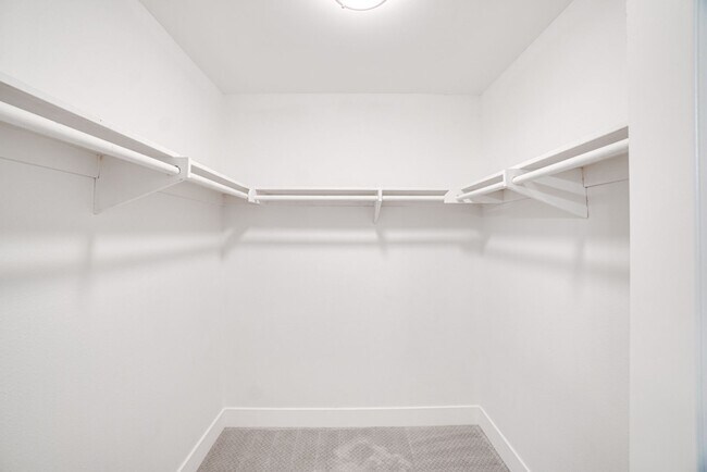 Building Photo - Dain House